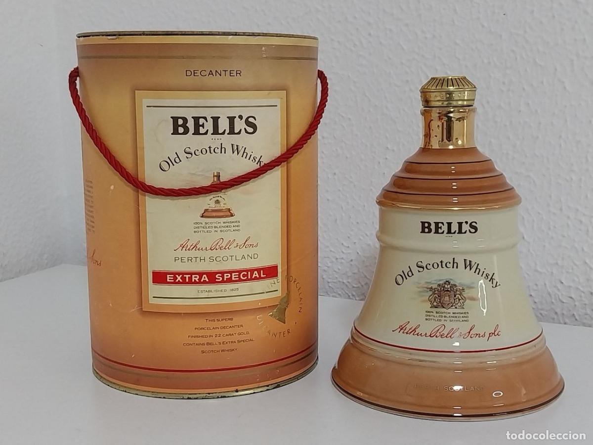 Coleccionismo de vinos y licores: Decantador Porcelana Bell's Whisky - Vac&iacute;o con Caja Original