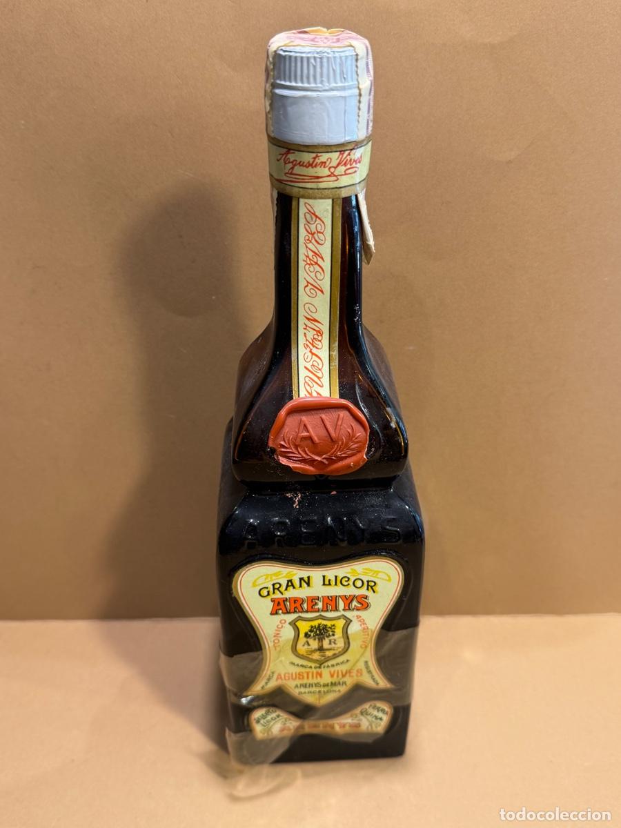 Coleccionismo de vinos y licores: GRAN LICOR ARENYS AGUSTIN VIVES BOTELLA DE LICOR T&Oacute;NICO APERITIVO PRECINTADA SELLO 4 PTAS. (G)