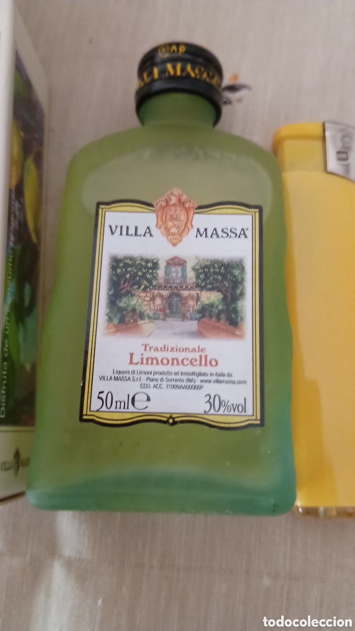 Coleccionismo de vinos y licores: Botellita limoncello Villa massa