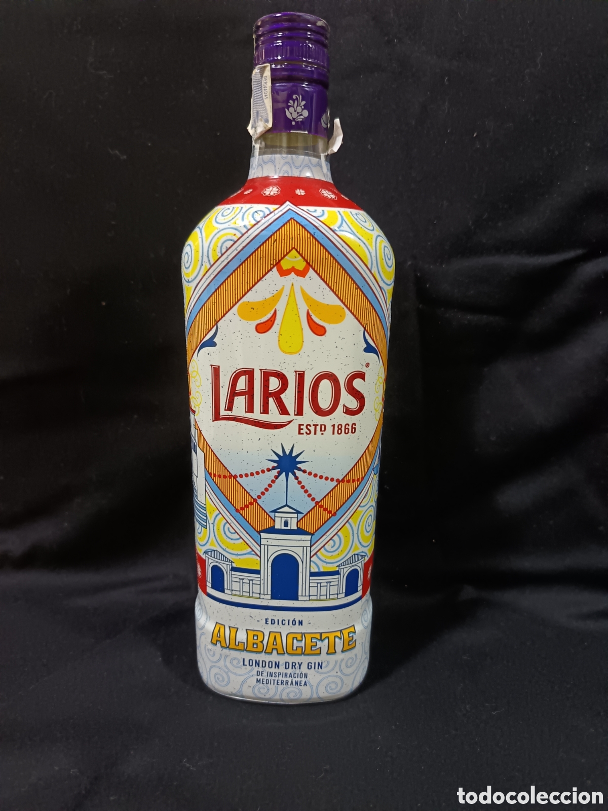 Coleccionismo de vinos y licores: BOTELLA VAC&Iacute;A GINEBRA LARIOS EDICI&Oacute;N ESPECIAL FERIA DE ALBACETE