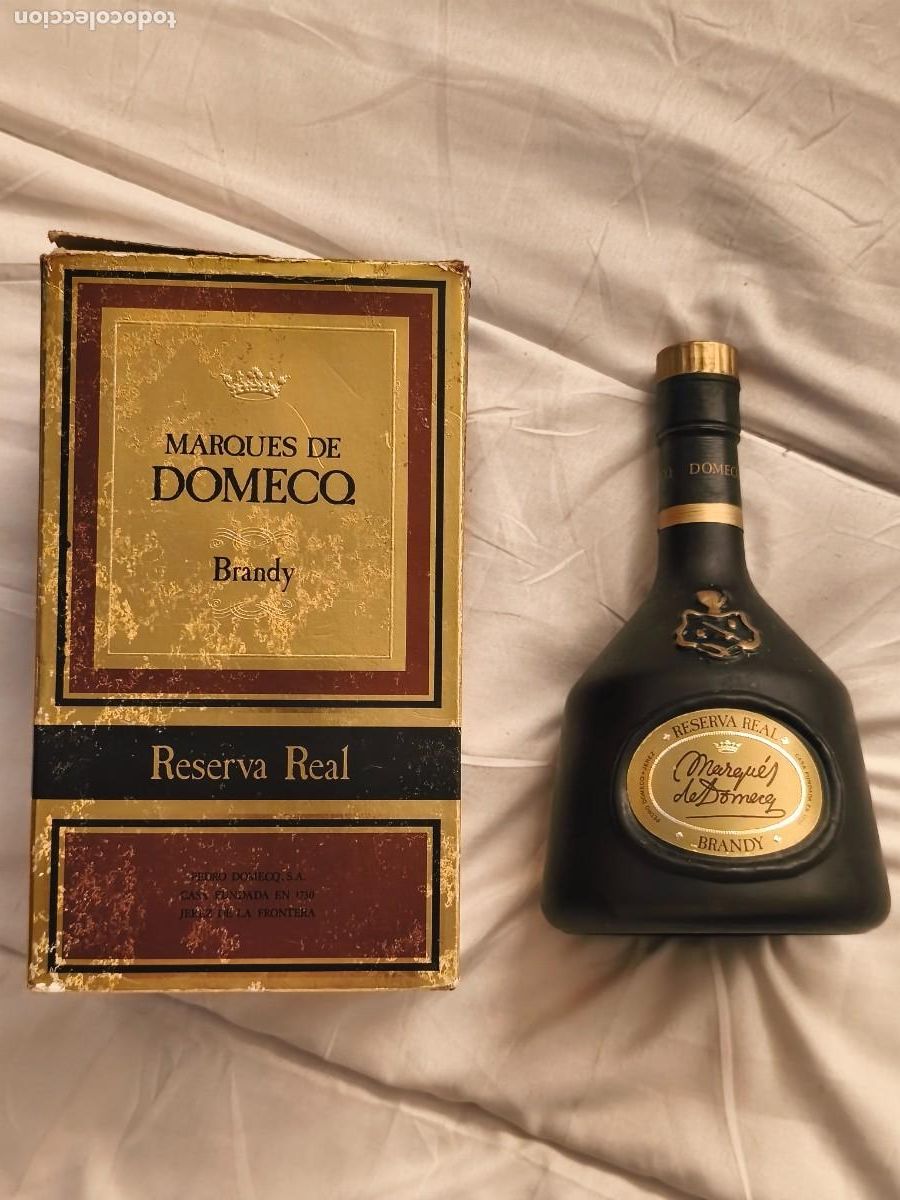 Coleccionismo de vinos y licores: Marqu&eacute;s de Domecq Reserva Real Numerada. Brandy 1970 vintage en su caja original. Llena y precintada