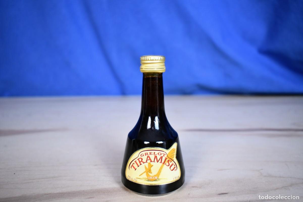 Coleccionismo de vinos y licores: Botell&iacute;n de licor Grelot tiramis&uacute; Zadibe Madrid