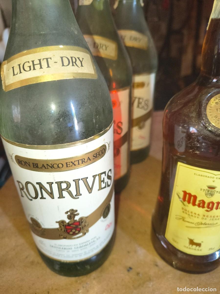 Coleccionismo de vinos y licores: Lote de ron rives con precinto a&ntilde;os 70