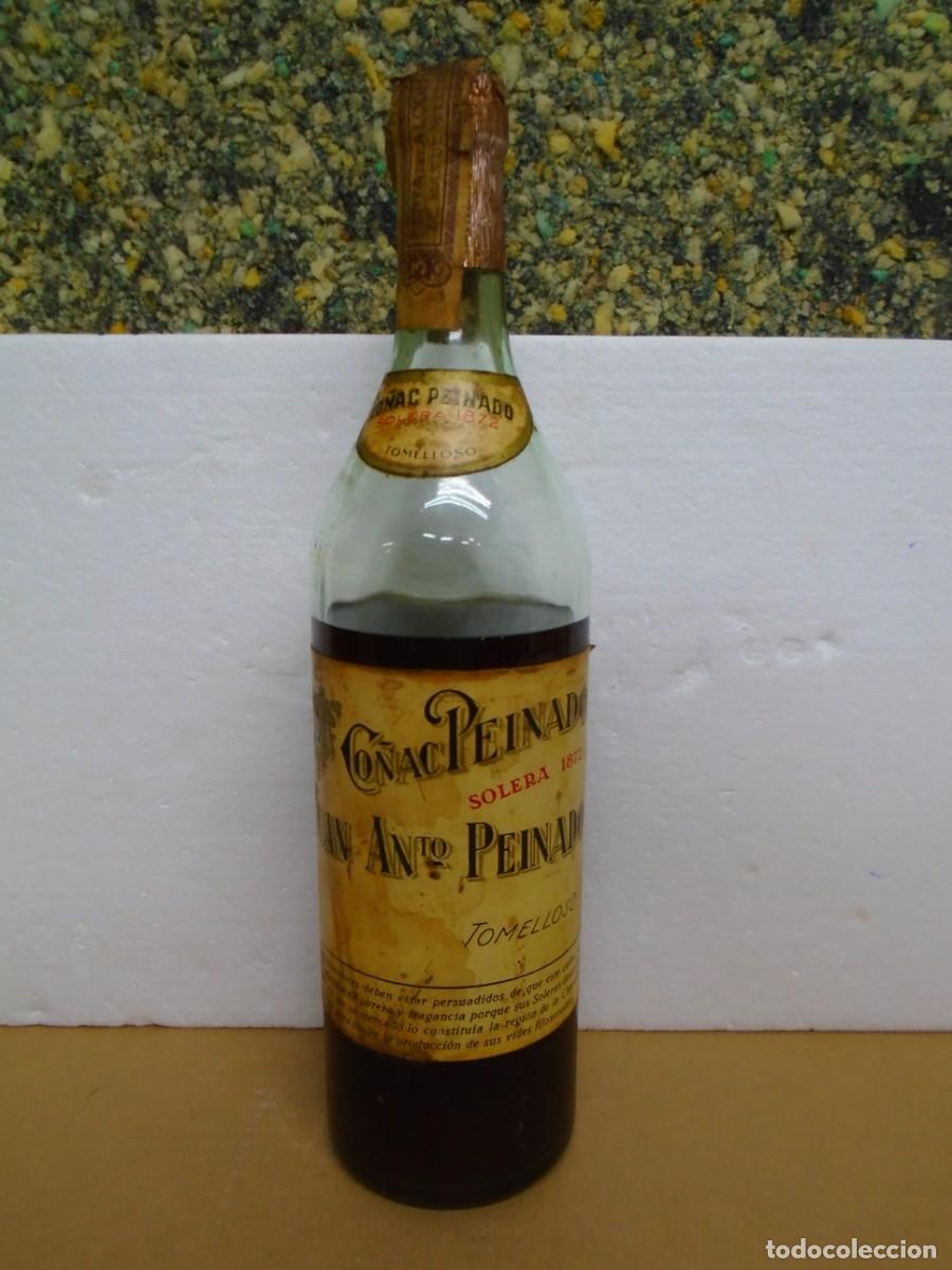 Coleccionismo de vinos y licores: CO&Ntilde;AC PEINADO,SOLERA 1872,TOMELLOSO(CIUDAD REAL)SELLO DE HACIENDA DE 80 CTS,A&Ntilde;OS 50.