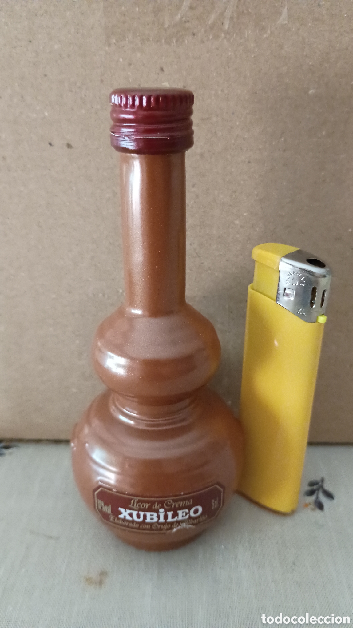 Coleccionismo de vinos y licores: Botellita licor de crema Xubileo