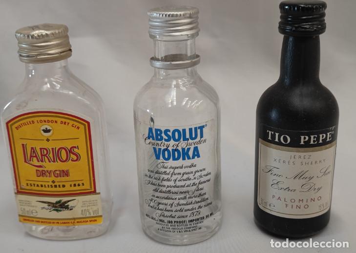 Coleccionismo de vinos y licores: LOTE DE 3 BOTELLINES DE LARIOS, TIO PEPE Y VODKA ABSOLUT, VACIAS
