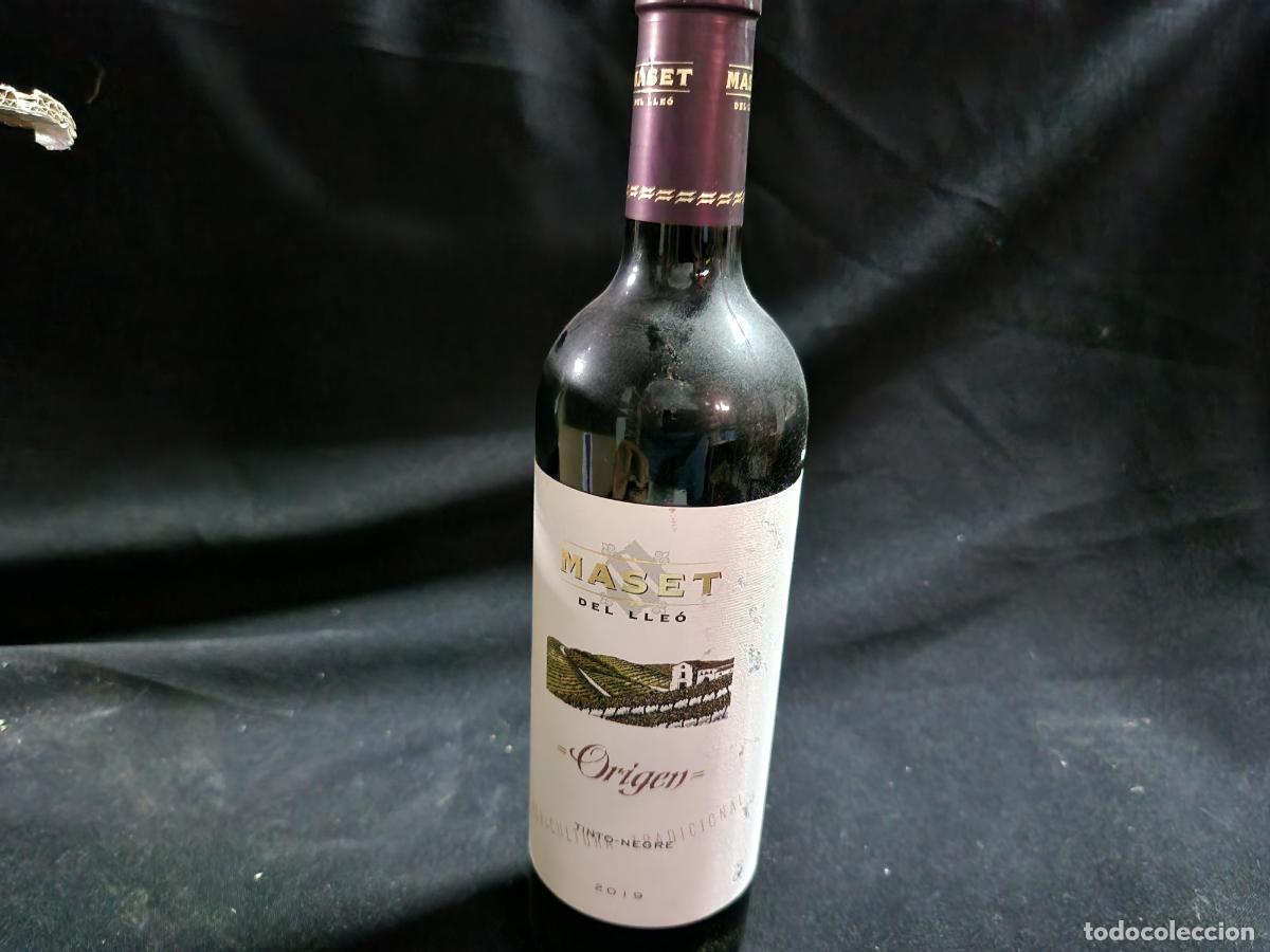 Collectionnisme de vins et liqueurs: BONITA BOTELLA DE LICOR. MAJET DE LLEO 2019