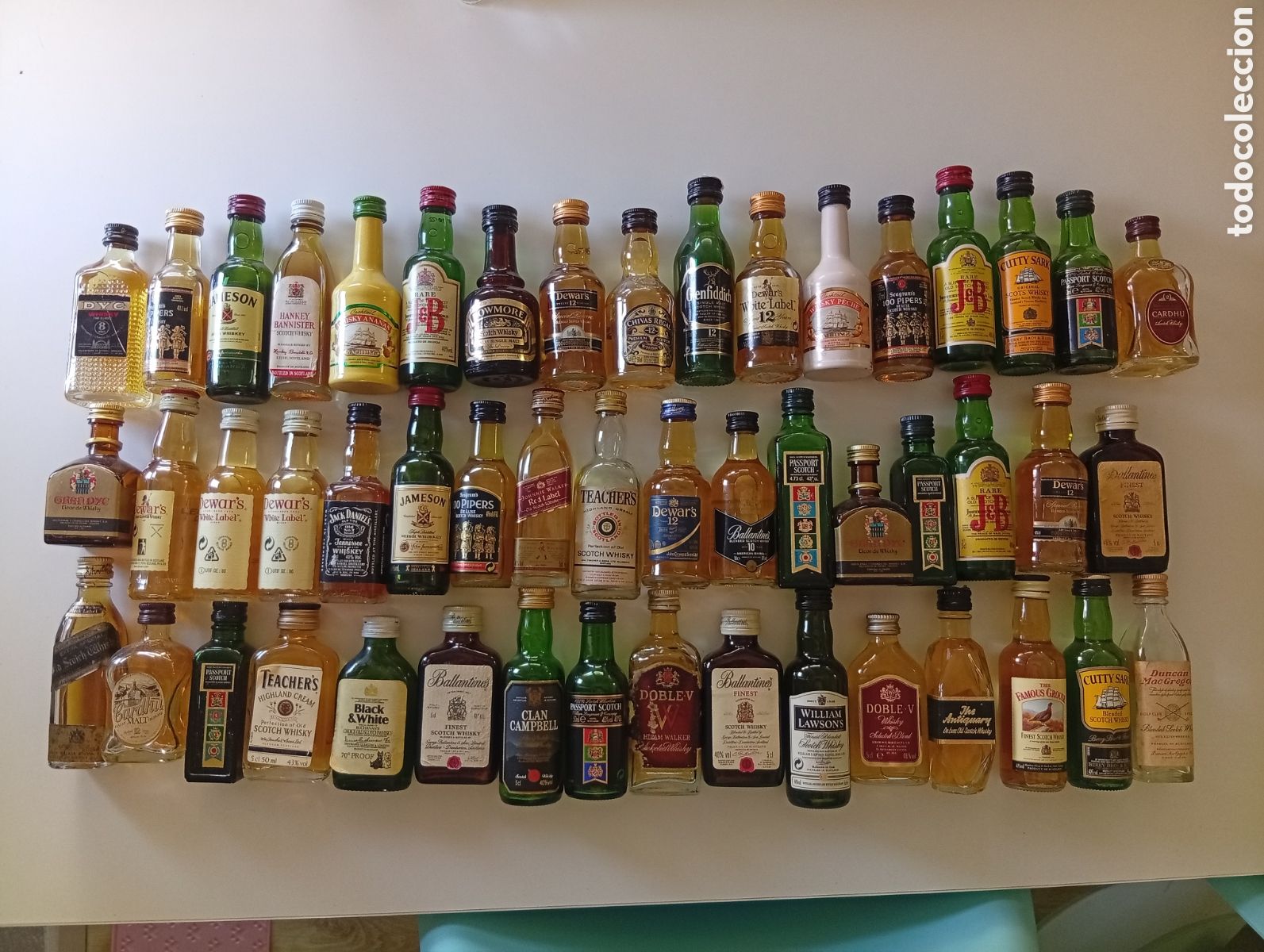 Coleccionismo de vinos y licores: Miniaturas de botellitas whisky