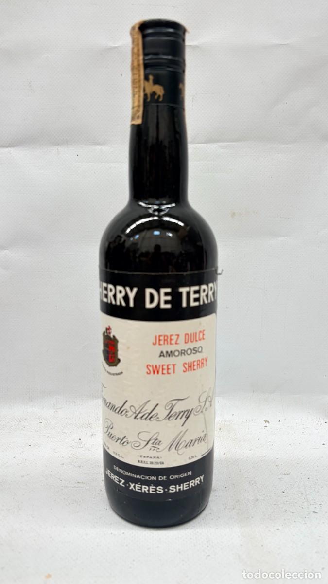 Collection of wines and liquors: BOTELLA JEREZ DULCE AMOROSO SHERRY DE TERRY 75 CL