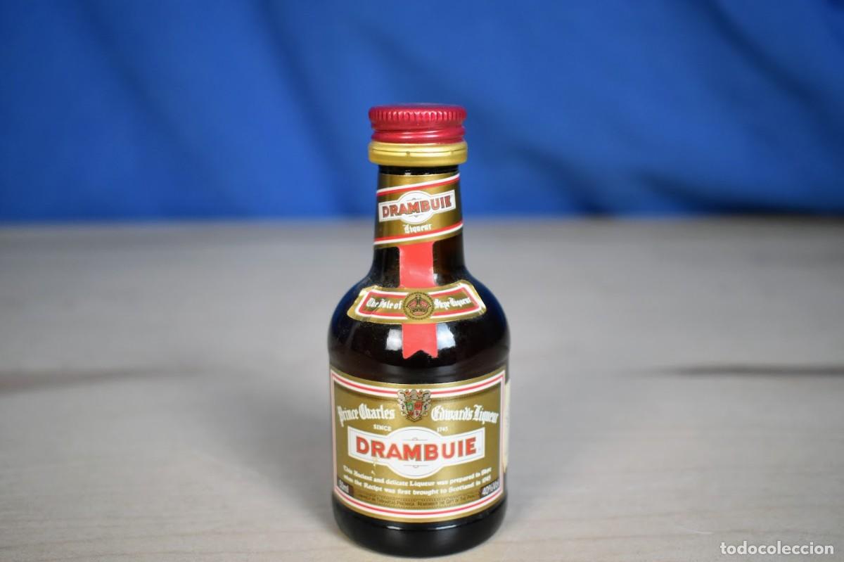 Coleccionismo de vinos y licores: Botellin antiguo licor Drambuie Escocia a&ntilde;os 70/80