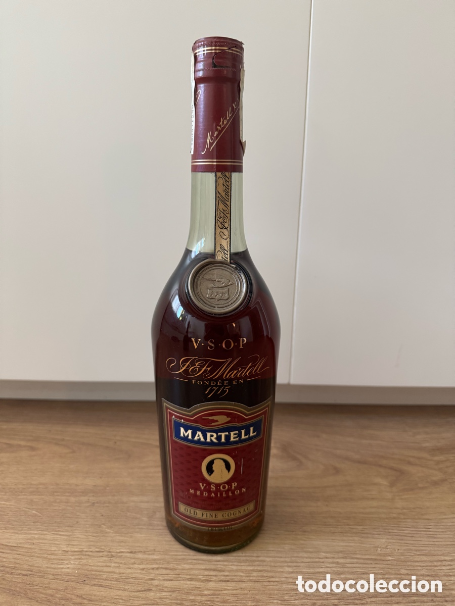 Coleccionismo de vinos y licores: Botella cognac Martell VSOP Medaillon Old Fine