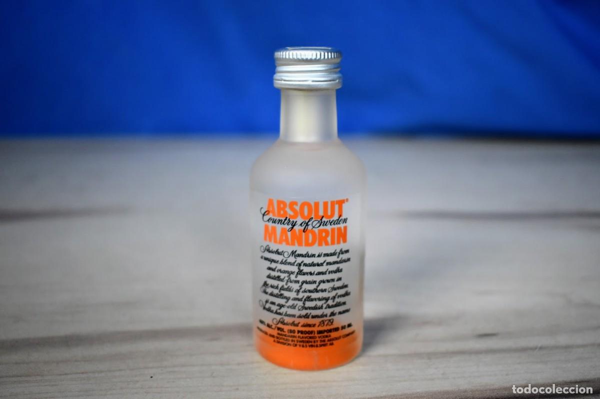 Coleccionismo de vinos y licores: Botell&iacute;n miniatura Vodka Absolut Mandrin 5CL
