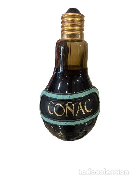 Coleccionismo de vinos y licores: Botella de Co&ntilde;ac Vintage Tipo Bombilla 1960