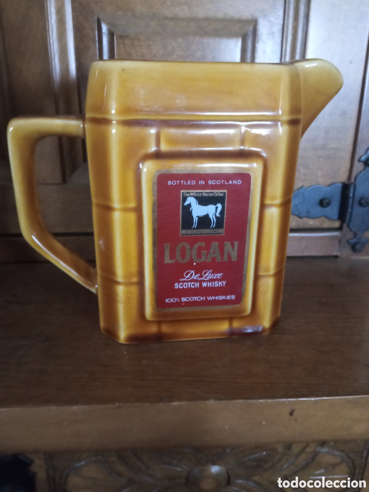 Coleccionismo de vinos y licores: Jarra para agua de Whisky Logan, 13 cm de altura