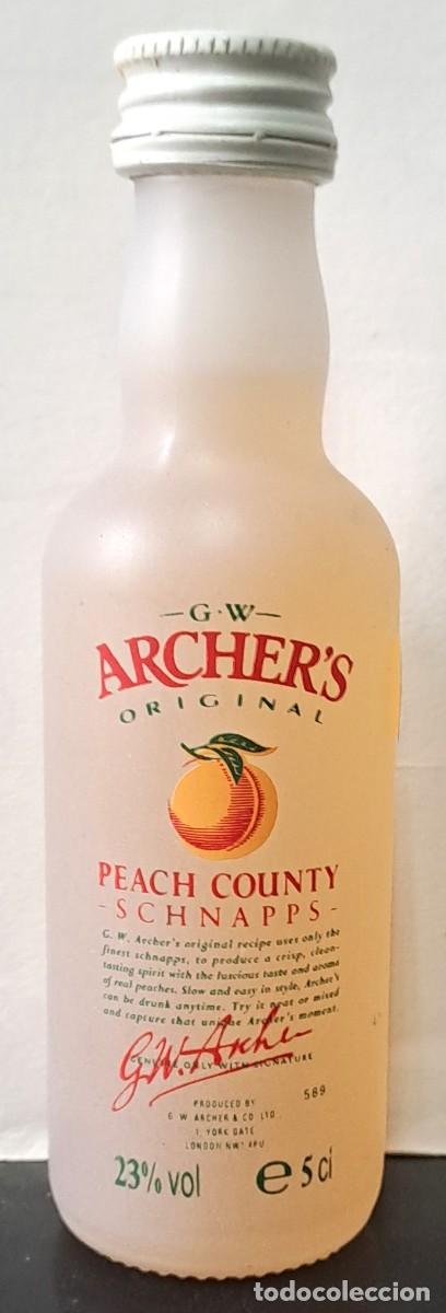 Coleccionismo de vinos y licores: BOTELLIN ARCHER&acute;S PEACH COUNTY. PRECINTADO, BUEN ESTADO. RF-6545
