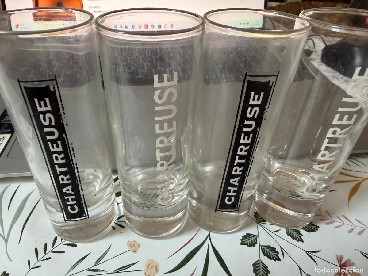 Coleccionismo de vinos y licores: CHARTREUSE TARRAGONA &ndash; Lote 4 vasos antiguos originales &ndash; Coleccionismo Chartreuse