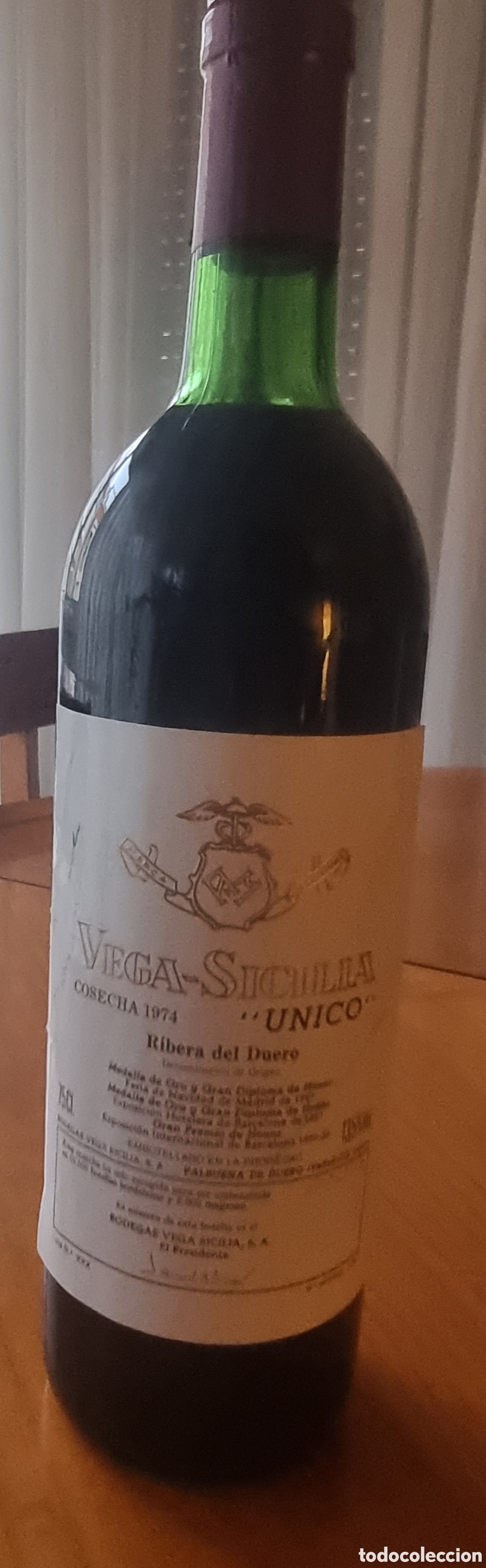 Coleccionismo de vinos y licores: Botella Vega Sicilia &Uacute;NICO 1974 buen nivel de llenado oportunidad ved fotos Valladolid