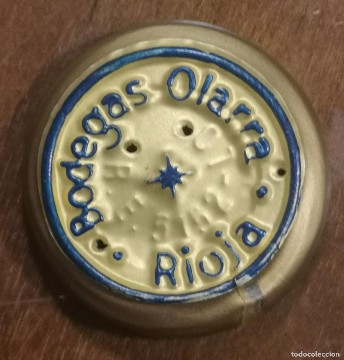 Coleccionismo de vinos y licores: CORONA BOTELLA DE VINO - RIOJA - BODEGAS OLARRA