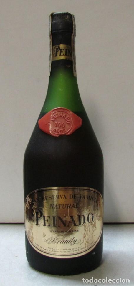 Coleccionismo de vinos y licores: 1 x Brandy Peinado, Reserva de Familia, Solera de Cien A&ntilde;os