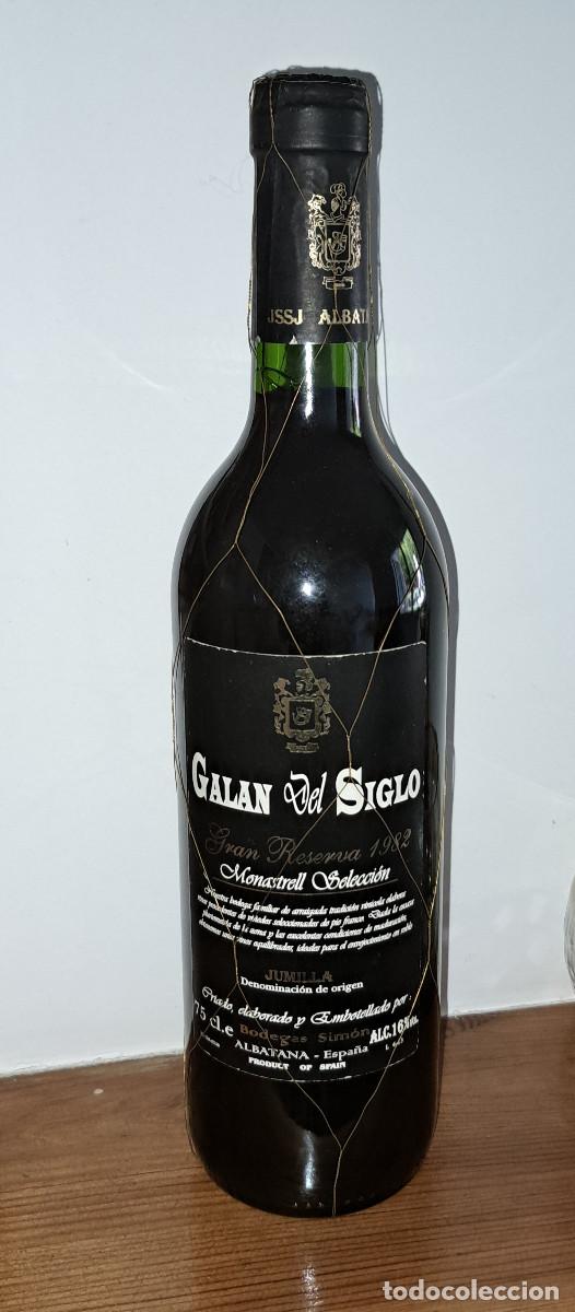 Coleccionismo de vinos y licores: GAL&Aacute;N DEL SIGLO - GRAN RESERVA 1982 - MONASTRELL SELECCI&Oacute;N - BODEGAS SIM&Oacute;N - ALBATANA - Espa&ntilde;a