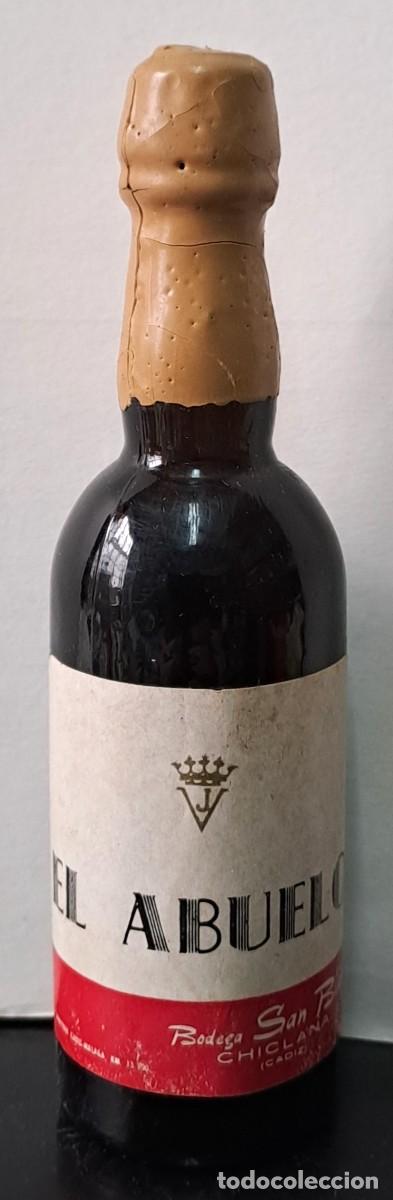 Coleccionismo de vinos y licores: BOTELLIN EL ABUELO, BODEGA SAN BLAS CHICLANA. PRECINTADO. RF-6562
