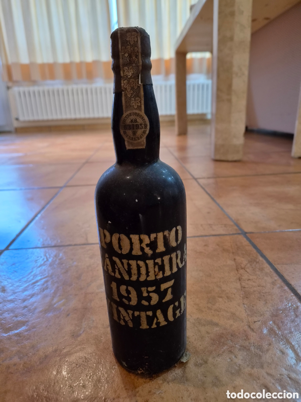 Coleccionismo de vinos y licores: Licor Porto Bandeira 1957