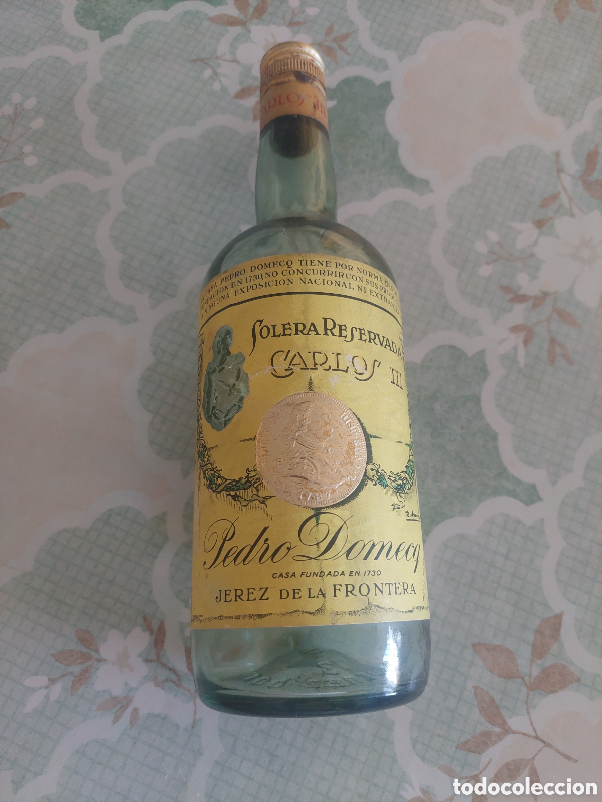Coleccionismo de vinos y licores: ANTIGUA BOTELLA CARLOS III BRANDY VACIA JEREZ DE LA FRONTERA PEDRO DOMECG