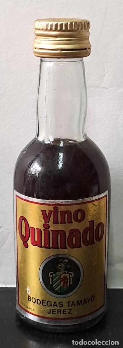 Coleccionismo de vinos y licores: BOTELLIN VINO QUINADO, BODEGAS TAMAYO JEREZ. PRECINTADO. RF-6577