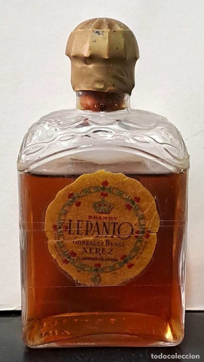 Coleccionismo de vinos y licores: BOTELLIN BRANDY LEPANTO XEREZ. PRECINTADO, FALTO DE LIQUIDO POR EVAPORACION. RF-6604
