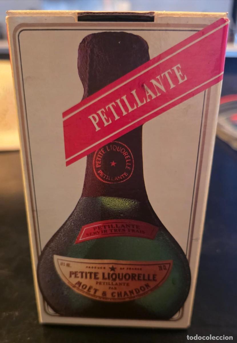 Coleccionismo de vinos y licores: Mo&euml;t & Chandon Petite Liquorelle P&eacute;tillante 20 cl &ndash; Botella vintage a&ntilde;os 80 con caja original