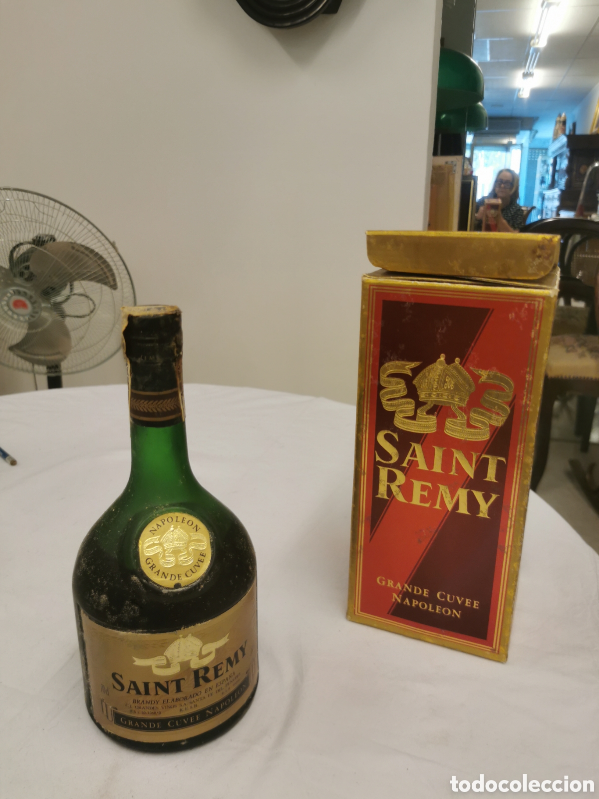 Coleccionismo de vinos y licores: Botella de co&ntilde;ac Napole&oacute;n Grand Cuvee. Precinto 8 pts