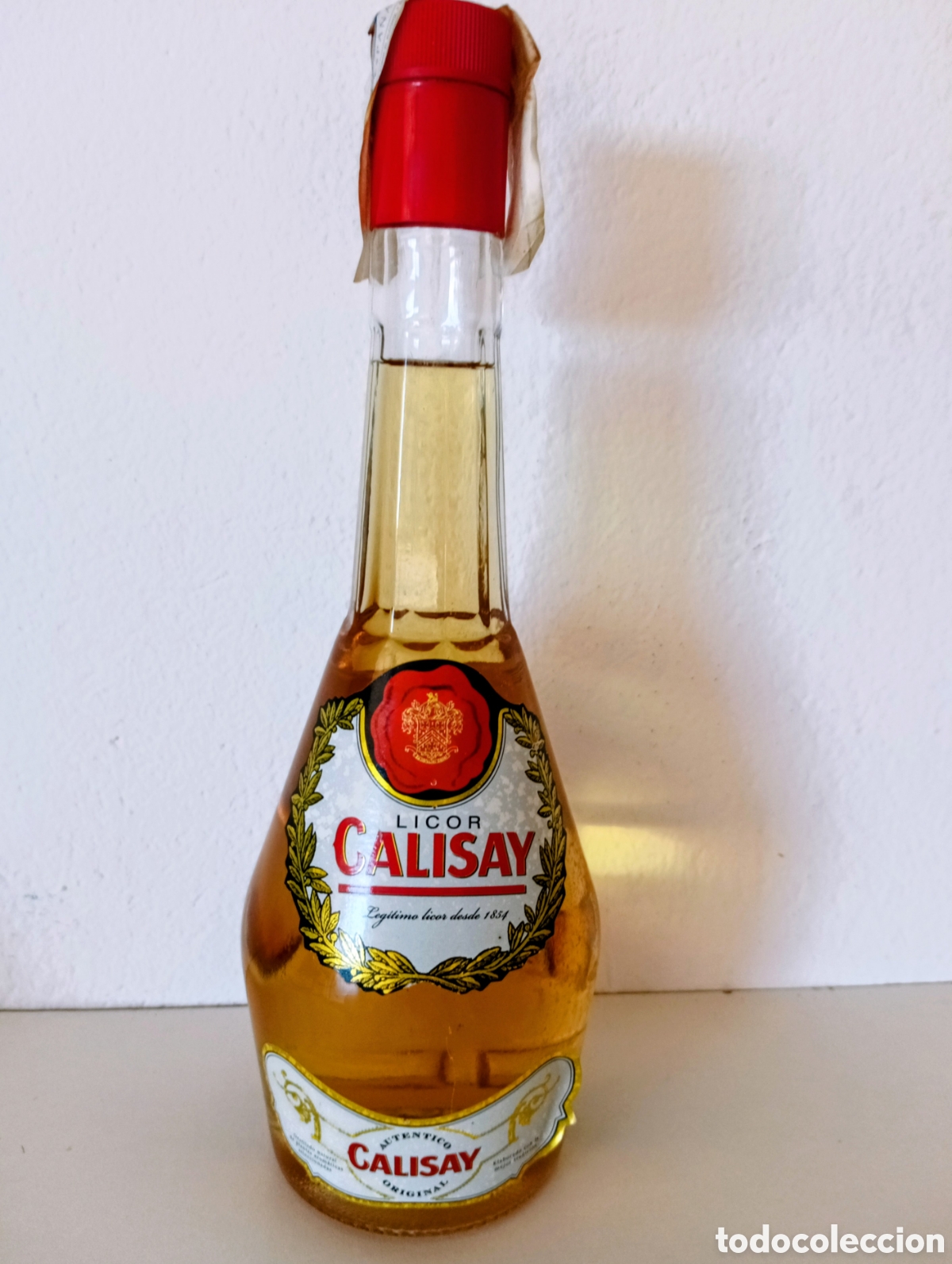 Coleccionismo de vinos y licores: Botella de Licor Calisay de 70 cl. cerrada y precintada.