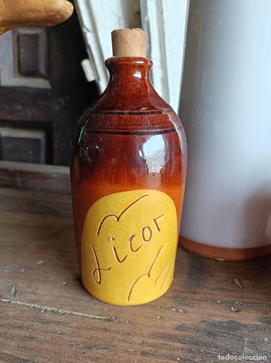 Coleccionismo de vinos y licores: Botella Licorera Vintage de Cer&aacute;mica &ndash; A&ntilde;os 60/70