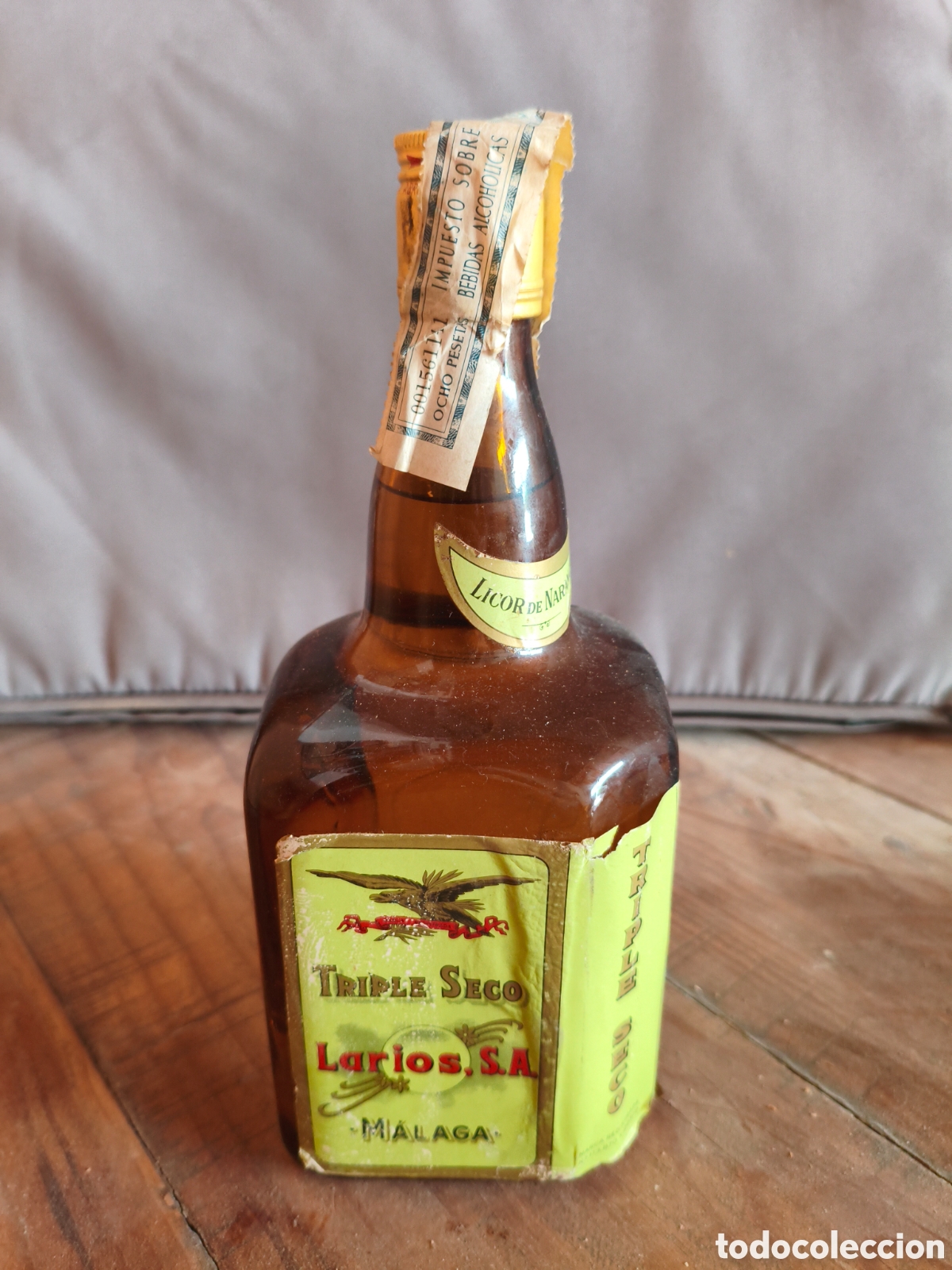 Coleccionismo de vinos y licores: Antigua botella triple seco