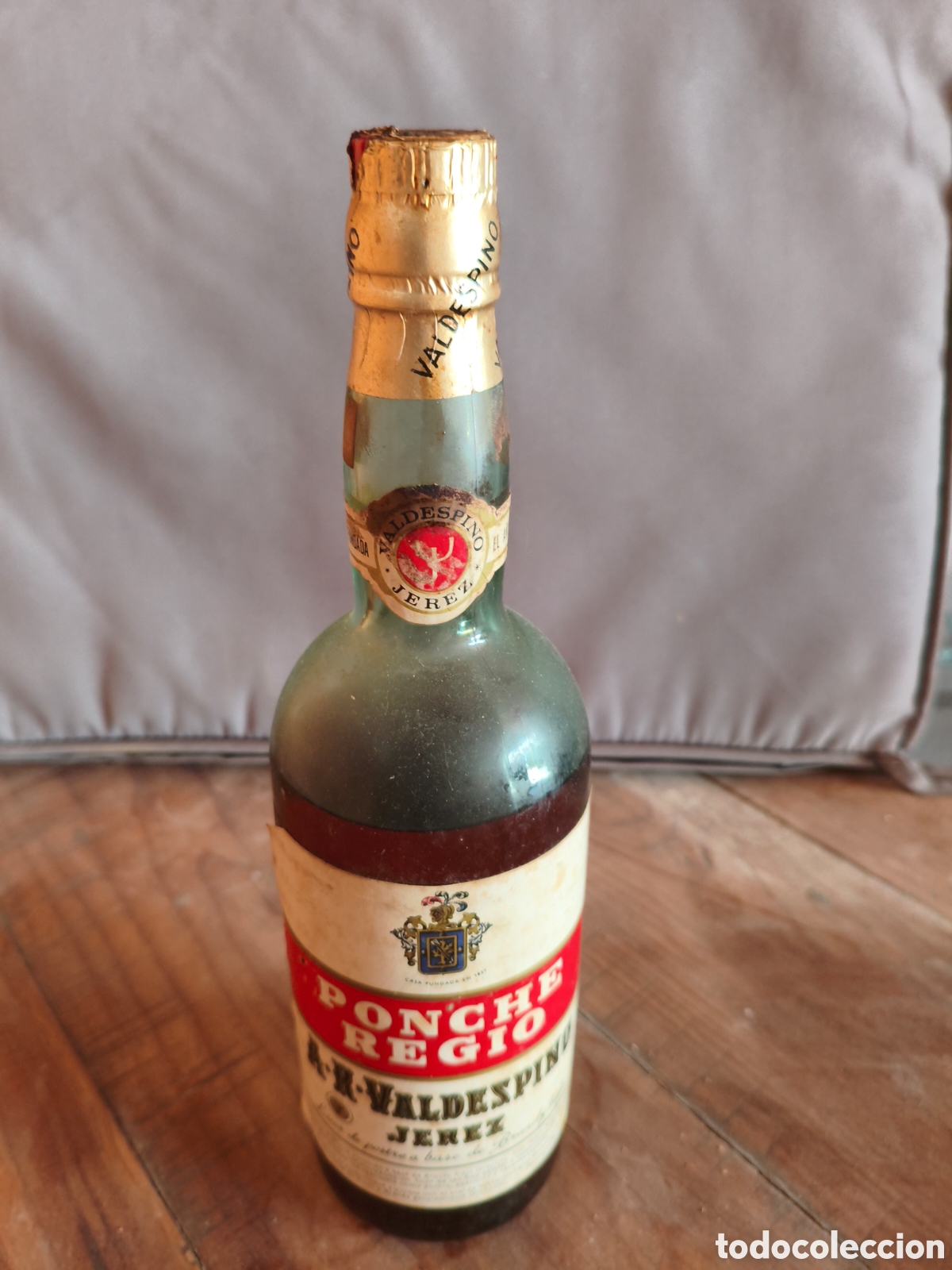Coleccionismo de vinos y licores: Antigua botella ponche Regio