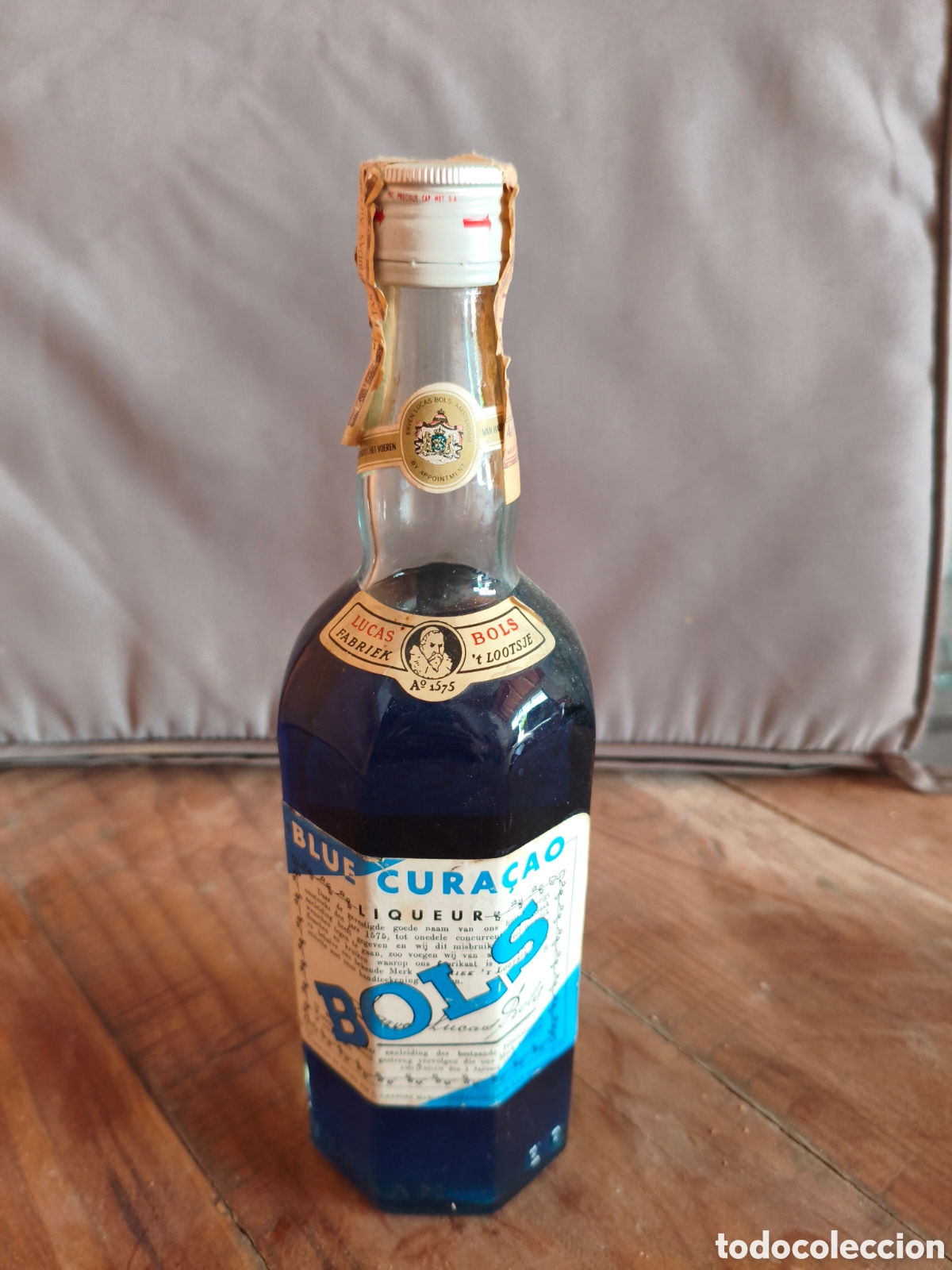 Coleccionismo de vinos y licores: Antigua botella Cura&ccedil;ao Bols