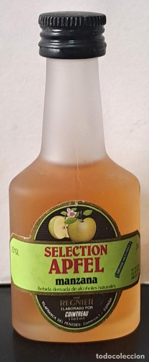 Coleccionismo de vinos y licores: BORELLIN LICOR DE MANZANA, SELECTION APFEL. PRECINTADO. RF-6641