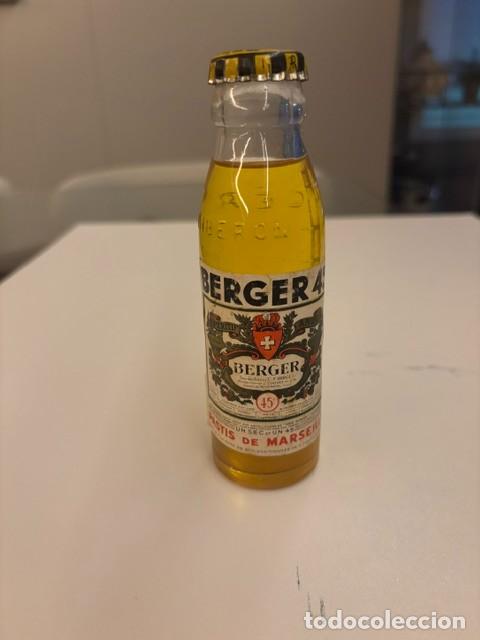 Coleccionismo de vinos y licores: Botella cristal Berger 45 llena