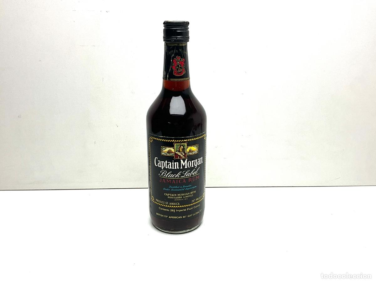 Coleccionismo de vinos y licores: RARA BOTELLA DE RON CAPTAIN MORGAN-BLACK LABEL - BOTELLA DE DUTY FREE PARA EXPORTACI&Oacute;N 43&deg; - A&Ntilde;OS 60