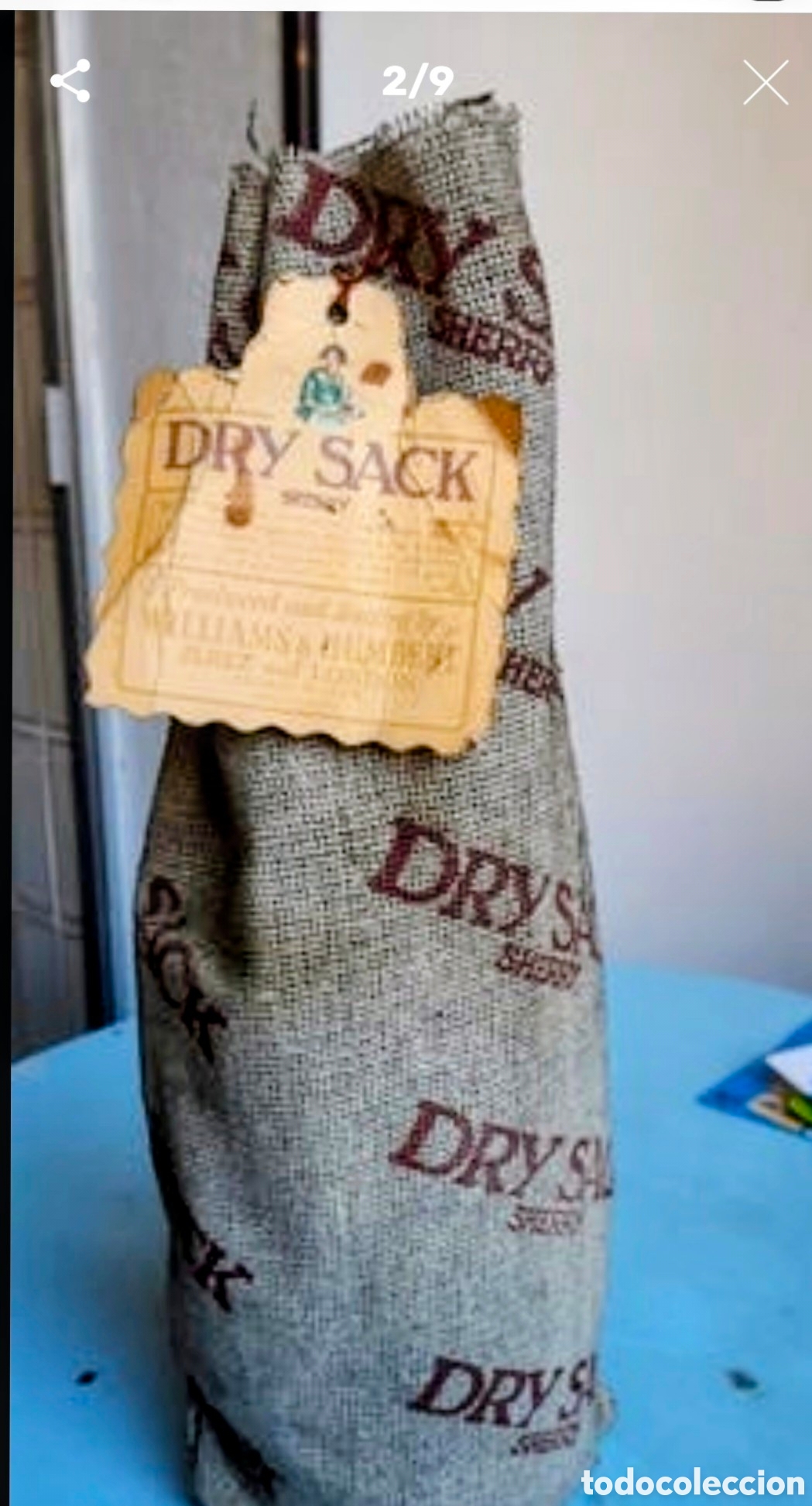 Sammlung von Weinen und Lik&ouml;ren: Antigua botella Jerez Dry Sack Williams &Humbert con saco original