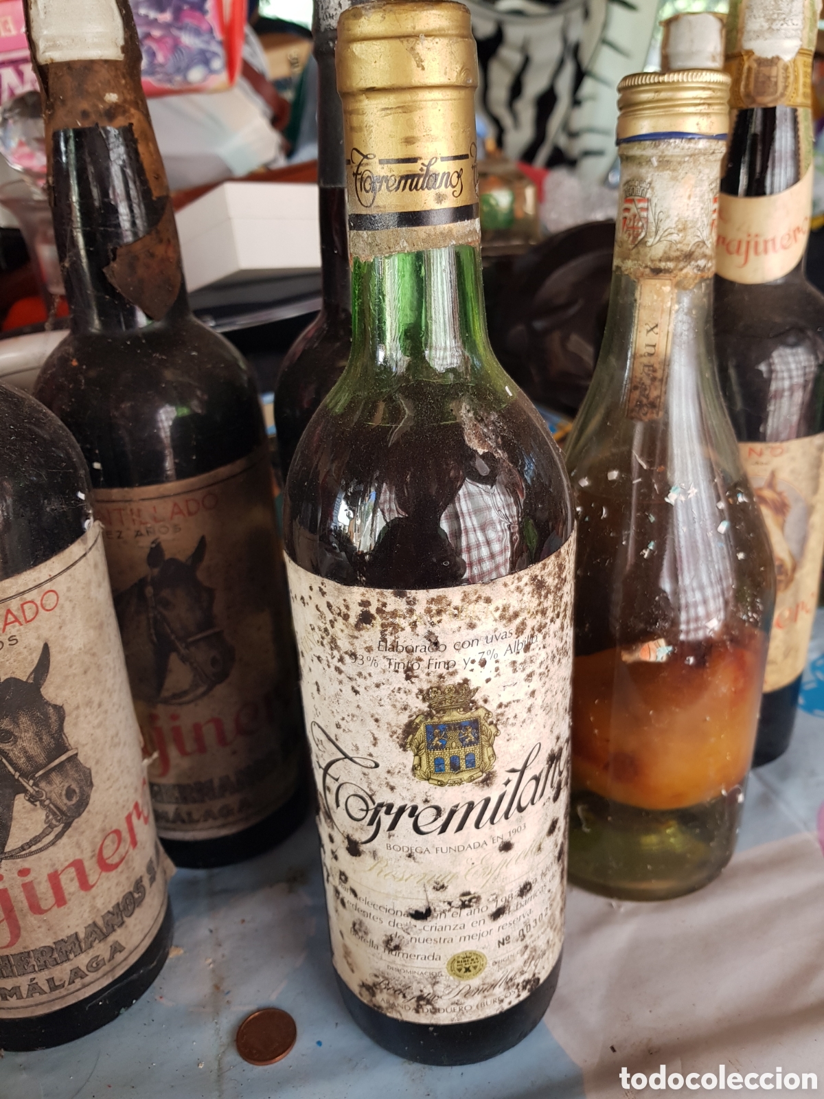 Sammlung von Weinen und Lik&ouml;ren: ANTIGUA BOTELLA DE VINO TRORREMILANO A&Ntilde;O 1983 RESERVA NUMERADA