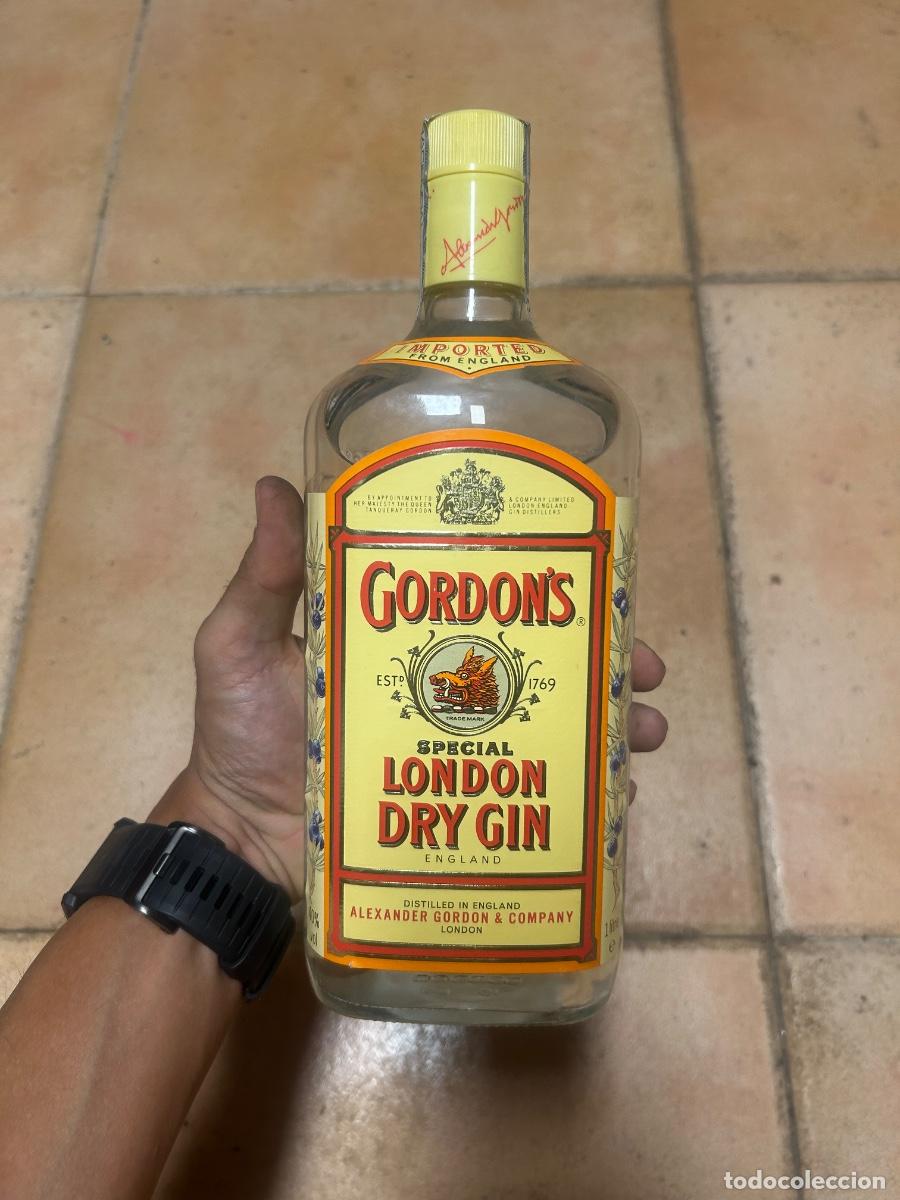 Coleccionismo de vinos y licores: Botella ginebra Gordons 1L precintado