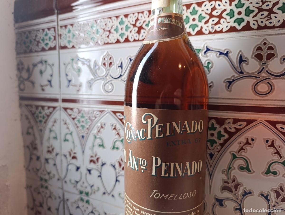 Coleccionismo de vinos y licores: Botella de Colac Peinado Extra 67 - Foto 3