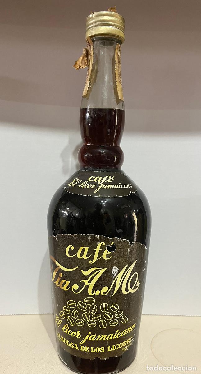 Collection of wines and liquors: Botella licor caf&eacute; jamaicano a&ntilde;os 60 Tia A.M.
