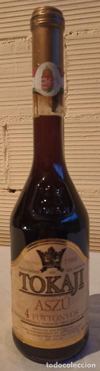 Sammlung von Weinen und Lik&ouml;ren: Tokaji Asz&uacute; de 1988, Vino de Reyes, rey de los vinos (A&ntilde;o 1703, Rey Luis XIV)
