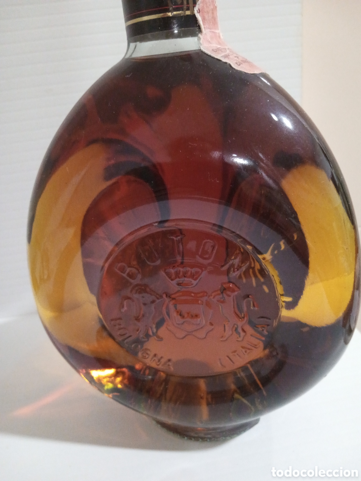 Coleccionismo de vinos y licores: Antigua botella brandy Vecchia Romagna a&ntilde;os 70 sin abrir - Foto 2
