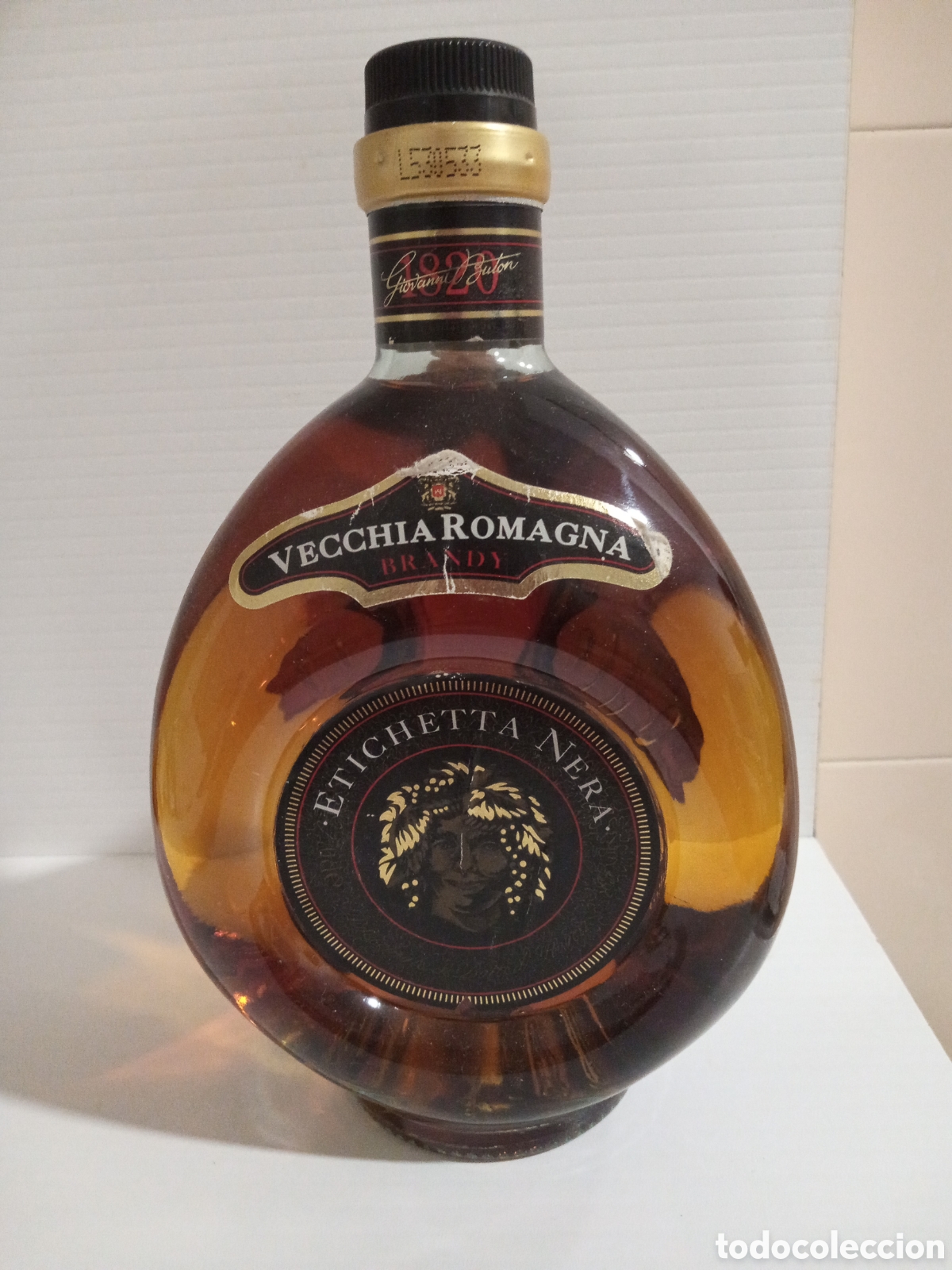 Coleccionismo de vinos y licores: Antigua botella brandy Vecchia Romagna a&ntilde;os 70 sin abrir