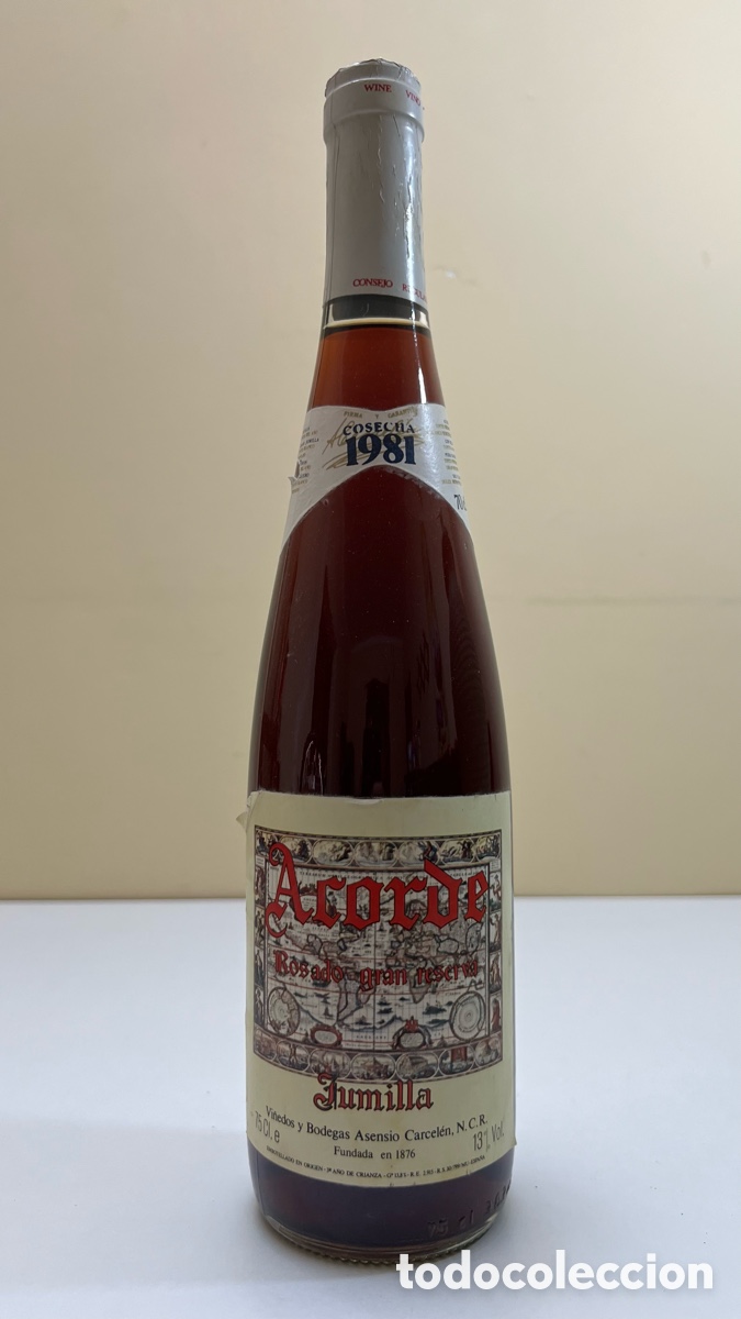 Coleccionismo de vinos y licores: BOTELLA DE VINO ROSADO GRAN RESERVA. ACORDE. JUMILLA COSECHA 1981