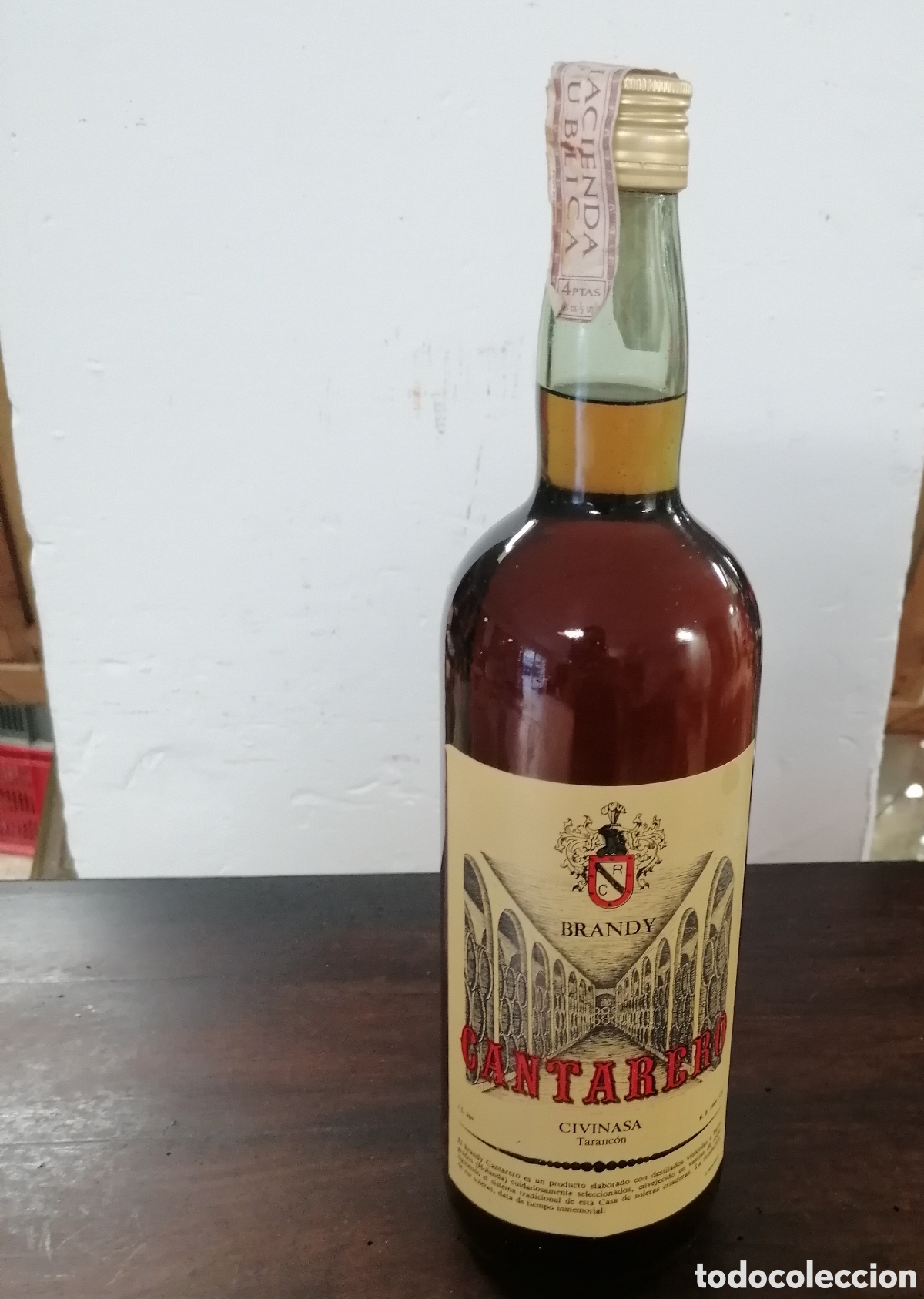 Collectionnisme de vins et liqueurs: Botella de Brandy Cantarero