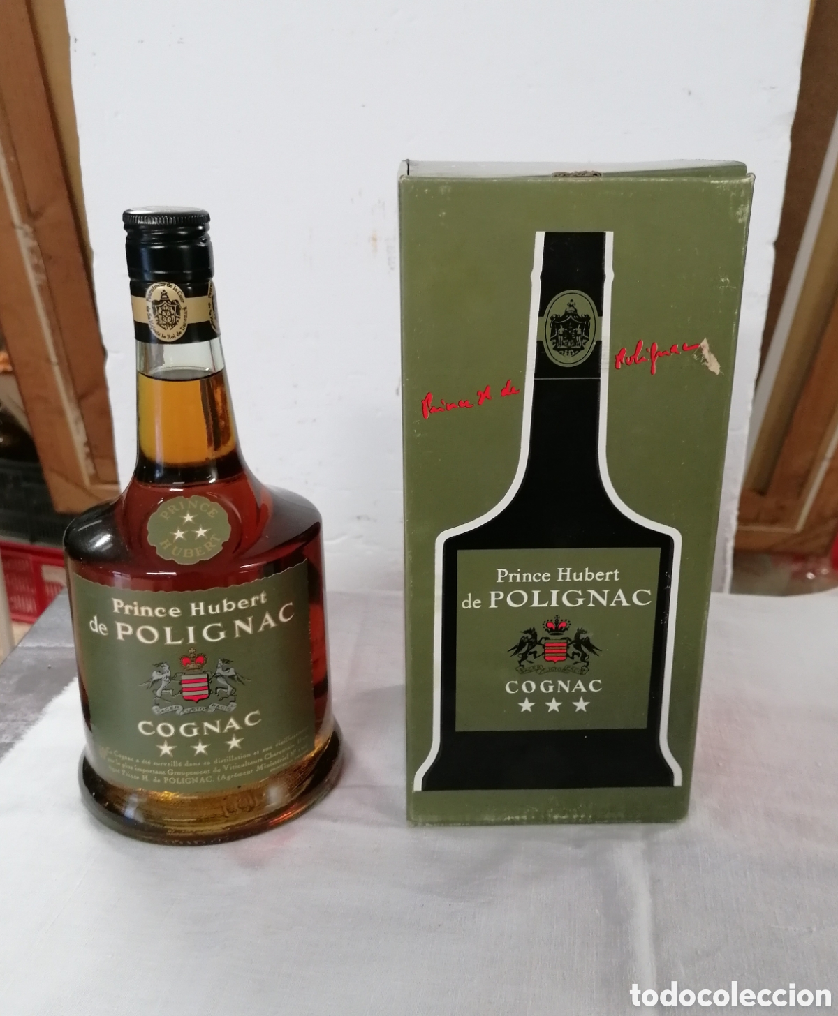 Collection of wines and liquors: Botella de Cognac Prince Hubert de Polignac